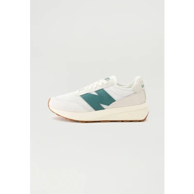 Image of New Balance U370 Unisex Trainers, Size: 9, spruce Leather and textile