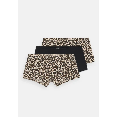 Image of 3 pack boxer briefs