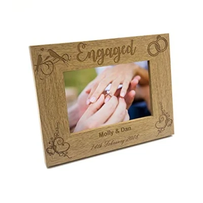 Image of ukgiftstoreonline Personalised Engagement Wooden Photo Frame Gift (4 x 6 Inch)