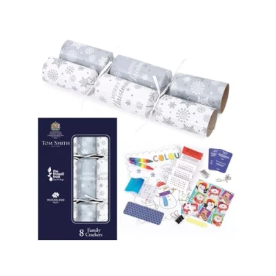 Image of Tom Smith Pack 8 Charity Family Christmas Crackers White &amp; Silver &#039;Merry Christmas&#039; Snowflake Design