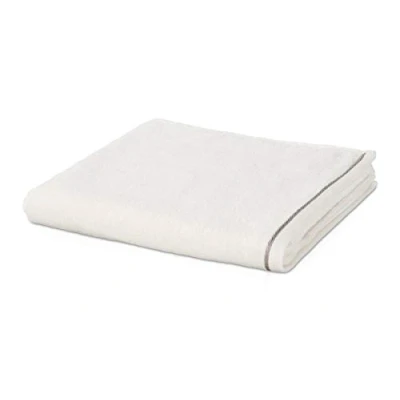 Image of möve Shower Towel, Ivory, 80 x 150 cm