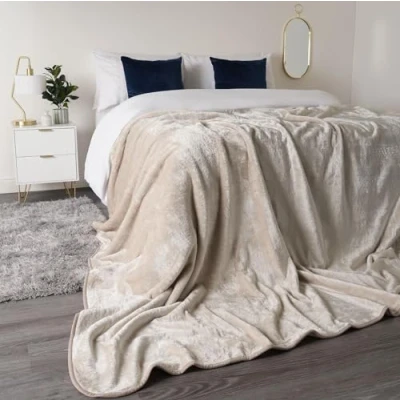 Image of Luxury Faux Fur Throw Over Sofa Bed Mink Soft Warm Fleece Blanket (Beige/Mink, Single 130cm x 170cm)