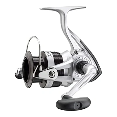 Image of Daiwa Sweepfire E Spin reel 2500C Fishing