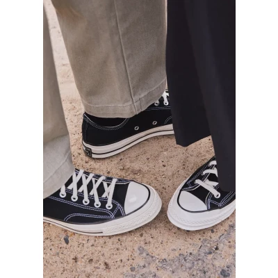 Image of Converse Chuck Taylor ALL STAR 70 Unisex Trainers, Size: 12, Black Textile
