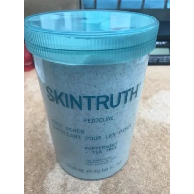 Image of Skintruth Foot Scrub (Peppermint + Tea Tree) 1200ml