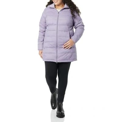 Image of Amazon Essentials Women&#039;s Lightweight Water Resistant Hooded Puffer Coat (Available in Plus Sizes), Grape, XL