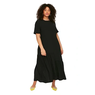 Image of Trendyol FeMan Plus Size Maxi Ruffle Hem Oversize Woven Dress Black