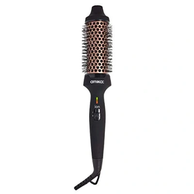Image of Amika Blowout Babe Thermal Brush