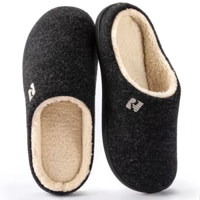 Image of RockDove Men&#039;s Sherpa Lined Memory Foam Clog Slipper, Size 10/11 UK Men, Black