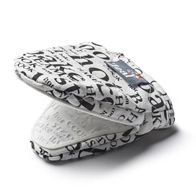 Image of Zeal Silicone and Cotton Mini Mitt Pot Holder, White, 17 x 13 2.5 cm