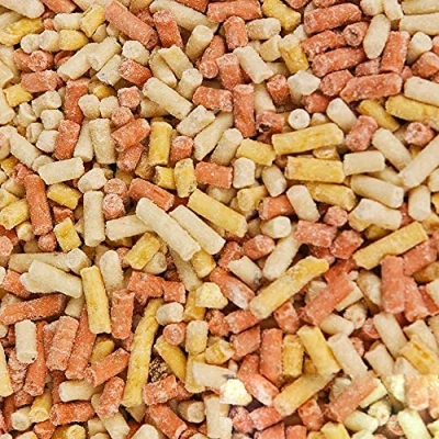 Image of BusyBeaks Premium Mixed Suet Pellets (1KG) Wild Bird Food with Insects, Berries &amp; Mealworms High Energy Garden Feed, Nutritious Seed Free for Small Birds, Year Round Feeder