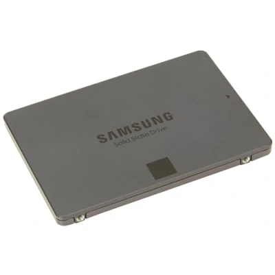 Image of Samsung 870 QVO 8 TB SATA 2.5 Inch Internal Solid State Drive (SSD) (MZ 77Q8T0)