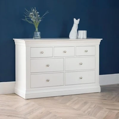 Image of Julian Bowen Clermont 4+3 Drawer Chest, White