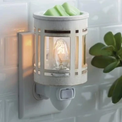 Image of Plug in wax warmer Mission