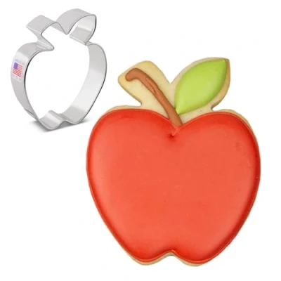 Image of Apple Cookie Cutter 8.9 cm, Made in USA by Ann Clark
