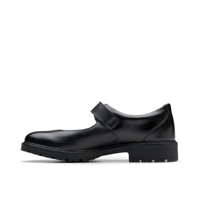 Image of Clarks Loxham Walk Youth Leather Shoes in Black Size 7