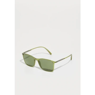 Image of Giorgio Armani Uomo AR8231U 62402A Occhiali da sole Iniettato Verde Pillow Normale