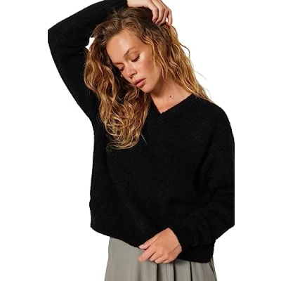 Image of Trendyol FeMan Regular fit Basic V Neck Knitwear Sweater,Black,M