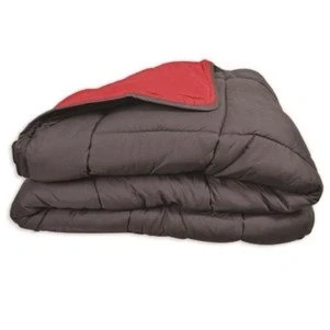Image of Poyet Motte Calgary Quilt Polyester Grey/Red, polyester, 200x200x1 cm