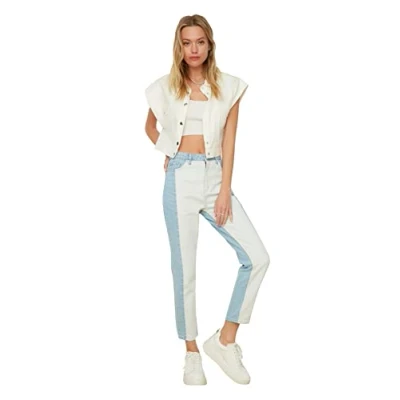 Image of Trendyol Women High Waist Straight Leg Mom Jeans Blau