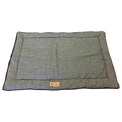 Image of Ellie Bo XL Reversible Tweed and Black Faux Fur Mat for 42 inch Dog Cage