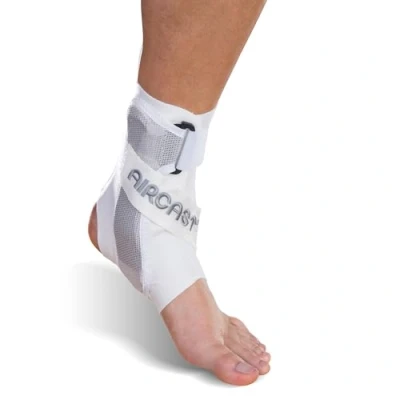 Image of Aircast A60 Ankle Brace White Left Medium