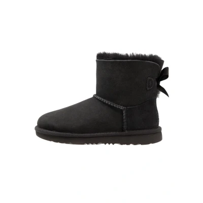 Image of UGG MINI Bailey BOW II Classic ankle boots for kids, Size: 3, Black Suede
