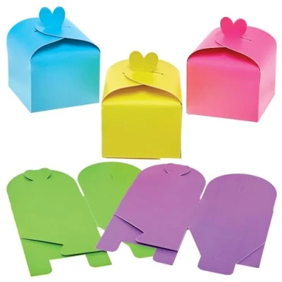 Image of Baker Ross FX946 Heart Gift Boxes Pack of 10, Valentines Day for Crafts