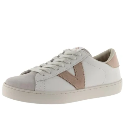 Image of Victoria BERLIN PIEL CONTRASTE women&#039;s Shoes (Trainers) in White