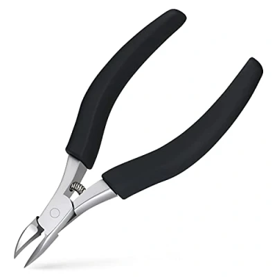 Image of URAQT Toenail Clippers for Ingrown or Thick Toenails, Precision Nail Nipper Cutter Men and Women, Heavy Duty Stainless Steel Scissor with Soft Grip Handle Protective Cover