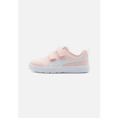 Image of Puma Courtflex V3 Unisex Competition running shoes for kids, Size: 12K, Island pink/white High quality imitation leather