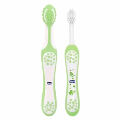 Image of Chicco 0000696100000 Training Toothbrush Set includes and Massage Brush, 4M+, Green