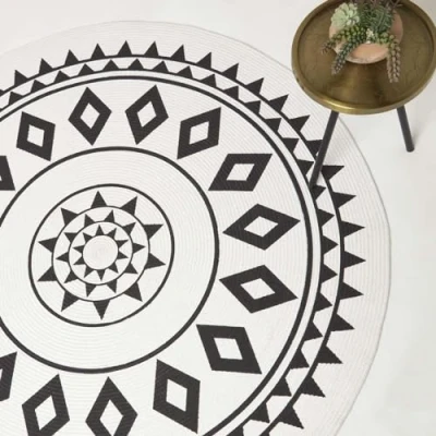 Image of HOMESCAPES Black &amp; White Handwoven Mandala Rug 120 cm Round ‘Lia’ 100% Cotton with Boho Geometric Pattern Area for Living Room and Bedroom