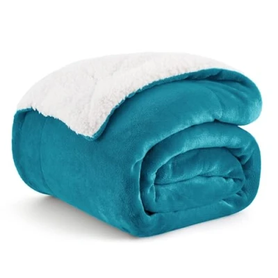 Image of Bedsure Sherpa Fleece Throw Blanket Fluffy Microfiber Solid Blankets for Bed and Couch Double/Twin Size, Turquoise, 150x200cm