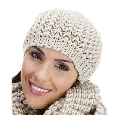 Image of Rjm Ladies Cable Knit Beanie Hat (Oatmeal)