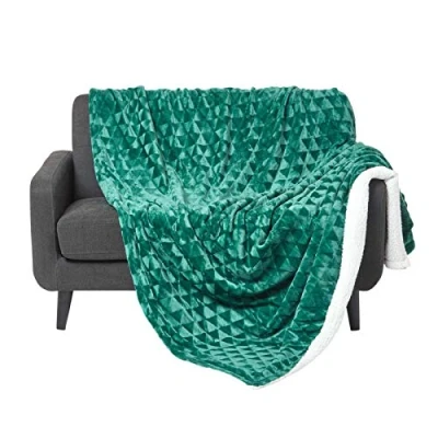 Image of HOMESCAPES Emerald Green Velvet Throw 130 x 160 cm Soft Geometric Pattern Sherpa Blanket Bed and Sofa for Single Beds Armchairs