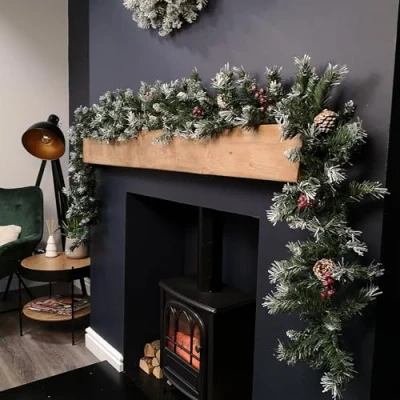 Image of Samuel ALEXANDER 2.7m Green Mixed Needle Christmas Garland with Pine Cones and Red Berries