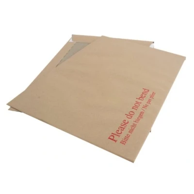 Image of Q Connect C4 Envelopes Board Back Peel/Seal 115gsm Pk 10 KF3523
