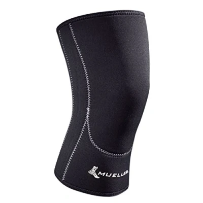 Image of MUELLER Closed Patella Knee Sleeve, LG,Black