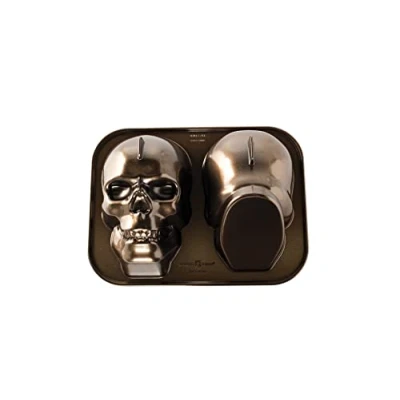 Image of Nordic Ware Haunted Skull Cake Pan