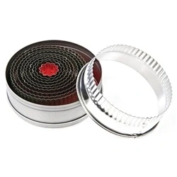 Image of Vogue Round Fluted Pastry Cutter Set (11 pack)