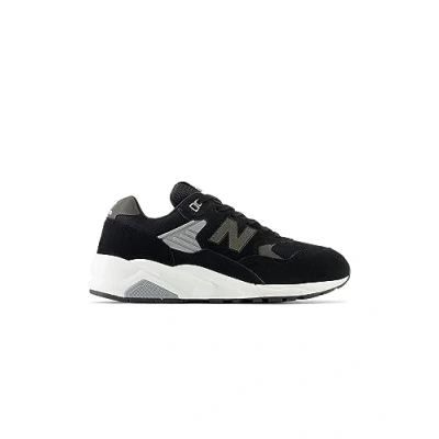 Image of New Balance Men&#039;s 580 Sneaker, 7.5 UK Black