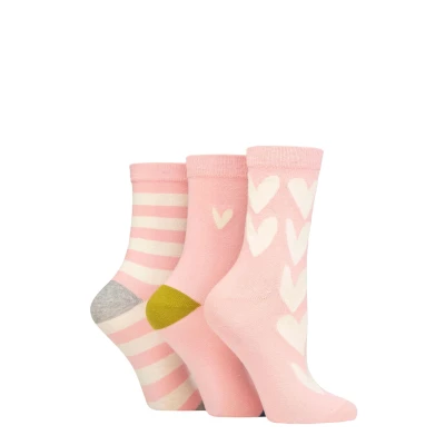 Image of Women&#039;s 3 Pair Caroline Gardner Patterned Cotton Socks All Over Hearts Pink UK 4 8