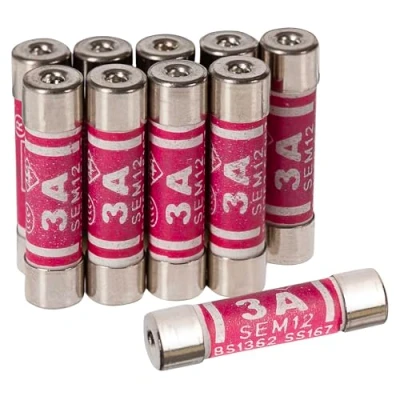 Image of Maplin 3 Amp Plug Fuse BS1362 25.4 x 6.4mm Pack of 10