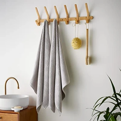 Image of Catherine Lansfield Diamond Geo Sculpted Cotton 90x140 cm Bath Sheet Pair Grey