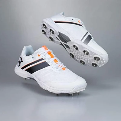 Image of Kookaburra Unisex Youth KC 2.0 Spike Cricket Shoes, White/Black/Orange, Size 5 (EU 39)