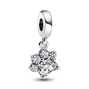 Image of Pandora Moments Regal tiara sterling silver ring with clear cubic zirconia, 56