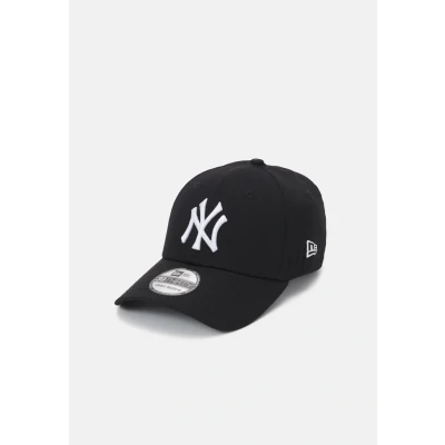 Image of New Era York Yankees Flexfit Cap Classic 39 Thirty Black / White S M