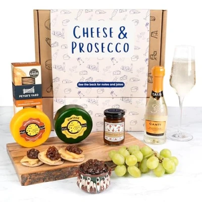 Image of Cheese, Prosecco, Crackers and Chutney Gift Set Cheese &amp; Wine Hamper (Prosecco Box)