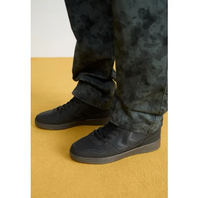 Image of Hummel Power PLAY MID Unisex Hightop trainers, Size: 3.5, Anthracite Pu